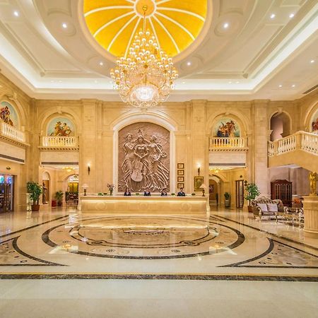 Vienna Hotel Nanxiong Extérieur photo